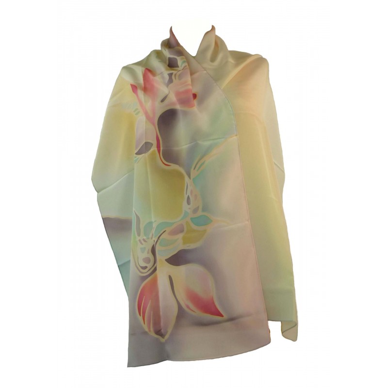 Milanówek szal jedwabny rysowany różowe orchidee na pastelowym tle